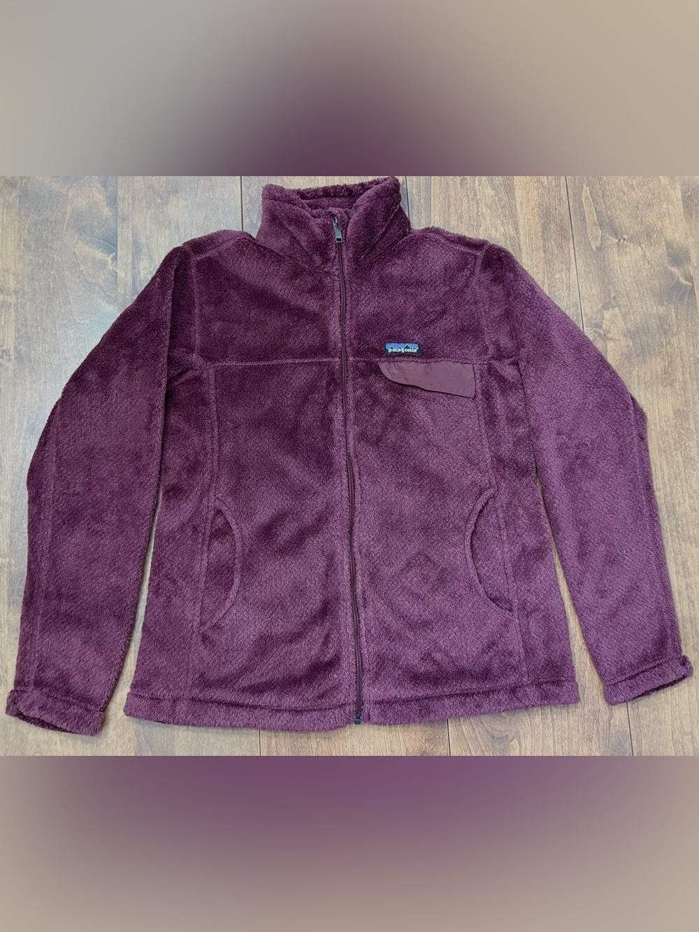 Maroon Patagonia Full-Zip Women’s Fleece Jacket in Medium